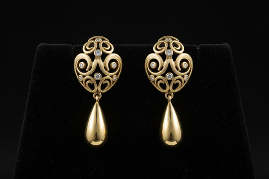 faca um Brinco Verona Gold em fundo preto